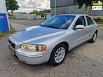 Volvo S60 2.4 Sports Edition, Apk, Nap, Zeer goed rijdend In, Voorwielaandrijving, Zwart, 11 km/l, 1600 kg