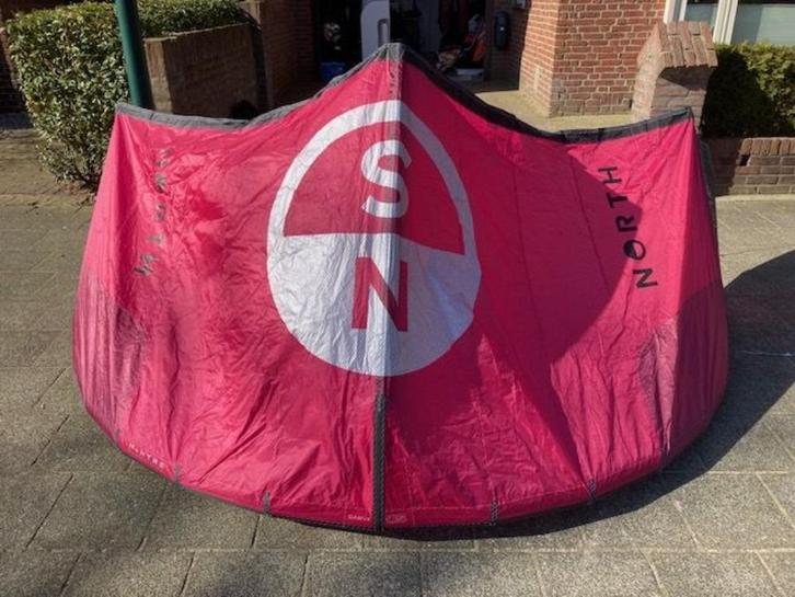 5 meter North Carve model 2024 in nieuwstaat !, Watersport en Boten, Kitesurfen, Zo goed als nieuw, Kite, Geen board, Ophalen of Verzenden