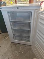 Zeer zuinige Losstaande vriezer, Witgoed en Apparatuur, Vriezers en Diepvrieskisten, Zo goed als nieuw, Ophalen, Vrieskast, 85 tot 120 cm