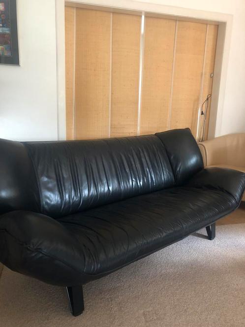 Leolux bank. Model Tango . Kleur zwart, Huis en Inrichting, Banken | Sofa's en Chaises Longues, Gebruikt, Ophalen