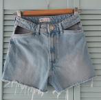 Zara korte jeans, maat 32, Ophalen of Verzenden, Zo goed als nieuw, Blauw, W27 (confectie 34) of kleiner