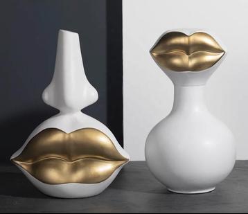 Moderne decoratie “ Lippen “- nieuw in doos beschikbaar voor biedingen