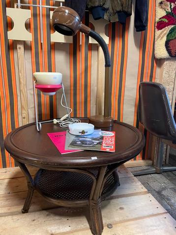 Vintage jaren 70 rotan/ webbing salon tafel, rond beschikbaar voor biedingen