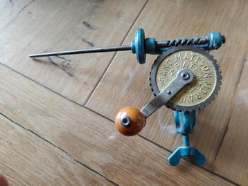 Antieke Matsson Mora Spoelwinder / Spoelmolen beschikbaar voor biedingen