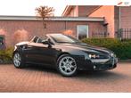 Alfa Romeo Spider 2.2 JTS 185 PK Xenon Leder BOSE Stoelverwa, Gebruikt, Zwart, 4 cilinders, Cabriolet