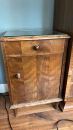 Nachtkastje vintage jaren 20 of 30, Huis en Inrichting, Slaapkamer | Nachtkastjes, Ophalen, Gebruikt, 55 tot 70 cm, 45 tot 65 cm