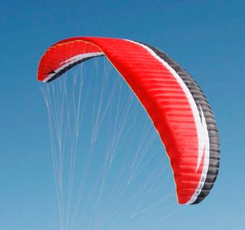 Complete paraglider set te koop beschikbaar voor biedingen