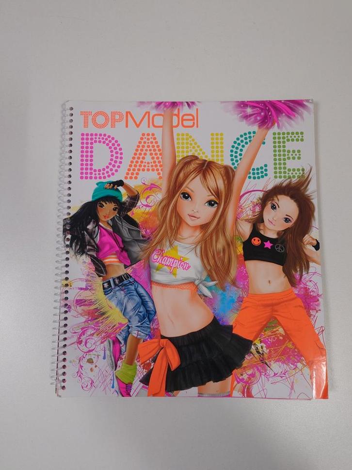 Topmodel Top Model kleurboek tekenboek Dance dans, Hobby en Vrije tijd, Tekenen, Ophalen of Verzenden