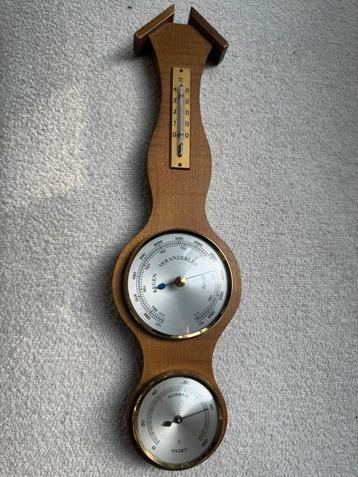 Vintage Houten Weerstation met Thermometer & Barometer beschikbaar voor biedingen