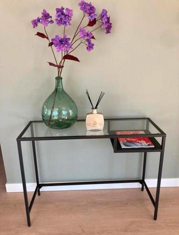 Ikea Vittsjö- Sidetable / Bureau/ laptop tafel beschikbaar voor biedingen