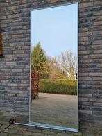 Spiegel 0.70x1.70m 2 stukjes kapot boven en onder, Huis en Inrichting, Woonaccessoires | Spiegels, Ophalen of Verzenden, Gebruikt