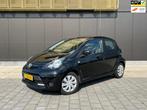 Toyota Aygo 1.0 VVT-i Aspir|Navi|Bluet.|Airco|5-deurs|lage-k, Voorwielaandrijving, Euro 5, Gebruikt, 4 stoelen