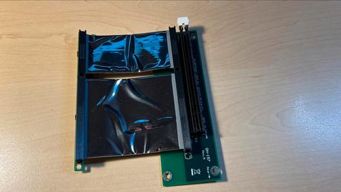 Delock PCI Express Riser Kabel – x16 (7 cm, rechterhoek), Computers en Software, Moederborden, Nieuw, Ophalen of Verzenden