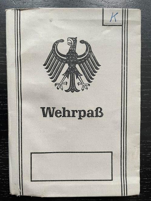 West Duitse Wehrpass van de Bundeswehr, Verzamelen, Militaria | Algemeen, Landmacht, Overige typen, Duitsland, Ophalen of Verzenden