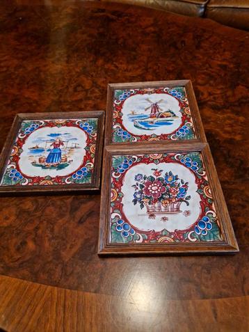Antieke Tegeltjes - Set van 3 beschikbaar voor biedingen