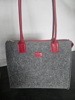Venetto tas (vilt en leer) grijs/rood. Gloednieuw., Sieraden, Tassen en Uiterlijk, Tassen | Damestassen, Ophalen of Verzenden