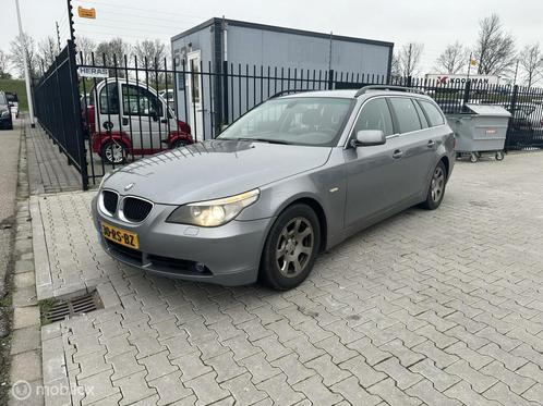 BMW 5-serie Touring 525d Business Executive, Auto's, BMW, Bedrijf, 5-Serie, ABS, Airbags, Airconditioning, Alarm, Boordcomputer