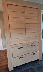 Te koop; fijne, grote kast met veel opbergruimte, Ophalen, Gebruikt, 100 tot 150 cm, 200 cm of meer