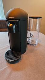 Nespresso Vertuo machine - In uitstekende staat!, Ophalen, Koffiemachine, Zo goed als nieuw, Koffiepads en cups