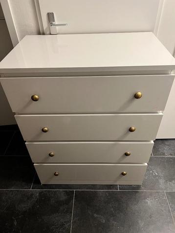 IKEA Malm kast 4 lades hoogglans