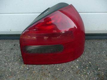 Audi A3 Type 8L Achterlicht RA Rechtsachter 8L0945096 beschikbaar voor biedingen