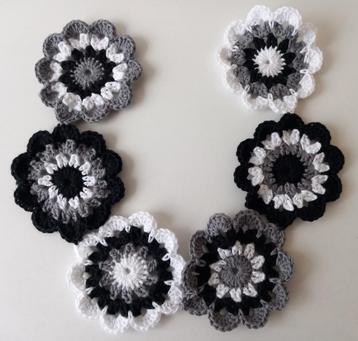 Gondas Creaties Bloemen Retro wandhanger zwart/wit decoratie beschikbaar voor biedingen