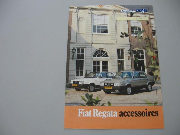 FT 584 FIAT Regata accessoires, 1984, folder, Boeken, Auto's | Folders en Tijdschriften, Zo goed als nieuw, Overige merken, Ophalen of Verzenden