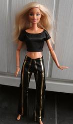 Barbie kleding nieuw - Outfit broek met top zwart met goud, Ophalen of Verzenden, Nieuw, Barbie