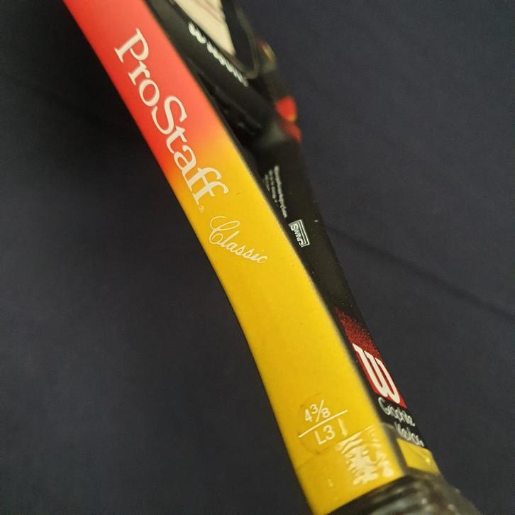 Wilson Pro Staff classic 6.1 Racket - Nieuw met Seal!, Sport en Fitness, Tennis, Nieuw, Racket, Wilson, L3, Ophalen of Verzenden