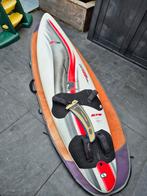 F2 Wizzard 272 125L incl vin en boardbag, Watersport en Boten, Windsurfen, Ophalen, 250 tot 300 cm, Gebruikt, Met draagtas