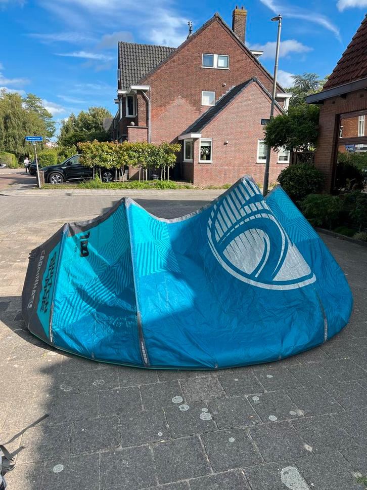Cabrinha Switchblade kite 10m2 2018, Watersport en Boten, Kitesurfen, Gebruikt, Kite, 10 m², Geen board, Ophalen
