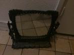 Oude spiegel met zwarte gietijzeren frame., Ophalen