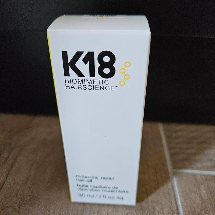 **NIEUW** K18 haar olie, Sieraden, Tassen en Uiterlijk, Uiterlijk | Haarverzorging, Nieuw, Haarverzorger of -hersteller, Ophalen of Verzenden