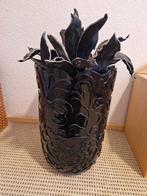 Een aparte kunsstof bloemenpot/plantenpot, Tuin en Terras, Bloempotten, Ophalen, Rond, Zo goed als nieuw, Balkon