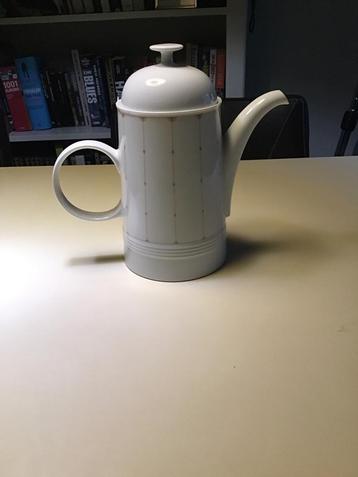 Friesland Theepot - Zo Goed Als Nieuw beschikbaar voor biedingen