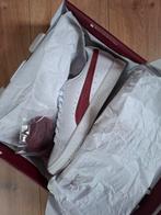 Puma Clyde Def Jam I EU 41, Puma, Wit, Nieuw, Ophalen of Verzenden
