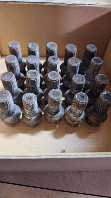 Set van 20 wielbouten M14x1.5 – OEM kwaliteit VAG
 beschikbaar voor biedingen