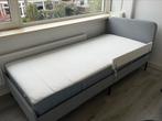 （almost new）Ikea bed frame + mattress + guardrail + quilt, Huis en Inrichting, Ophalen of Verzenden, 140 cm, Zo goed als nieuw