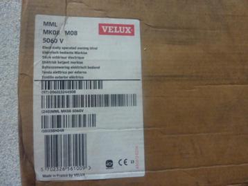Nieuwe Velux elektrische buitenzonwering / MML M(K)08. beschikbaar voor biedingen
