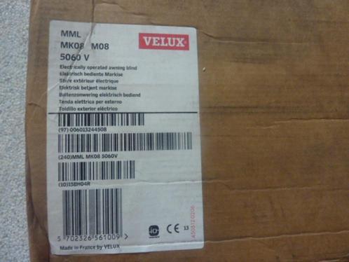 Nieuwe Velux elektrische buitenzonwering / MML M(K)08., Huis en Inrichting, Stoffering | Gordijnen en Lamellen, Nieuw, 100 tot 150 cm