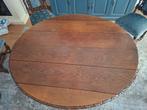 Antieke tafel met 6 stoelen en krukje, Ophalen
