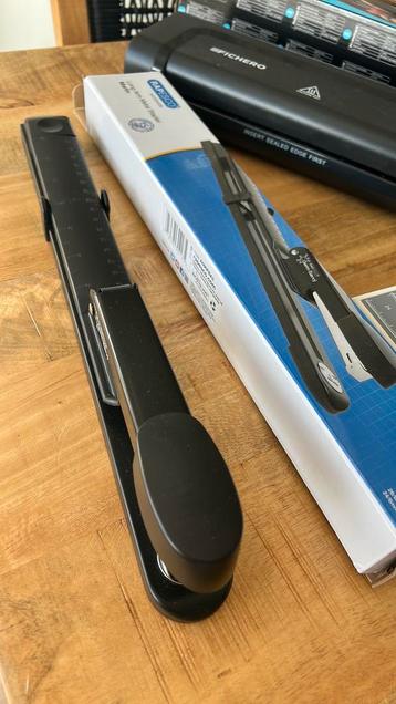 Long arm metal stapler beschikbaar voor biedingen