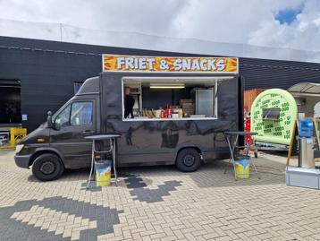 Foodtruck/ frietwagen voor elke gelegenheid  beschikbaar voor biedingen