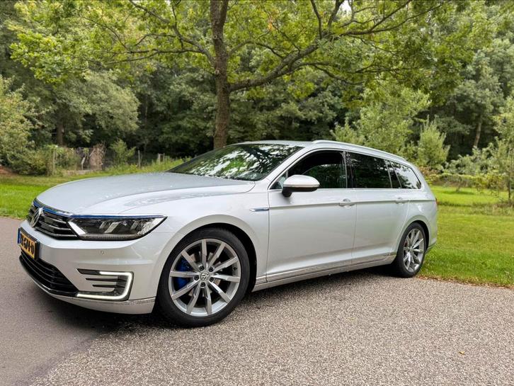 Volkswagen Passat 1.4 TSI 160KW GTE Hyb.  Dsg6 2016, Auto's, Volkswagen, Particulier, Passat, ABS, Achteruitrijcamera, Adaptieve lichten