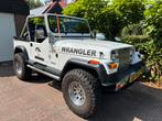 Jeep Wrangler Laredo 1991 veel accessoires, Auto's, Jeep, Zwart, 4 stoelen, Wit, 103 pk