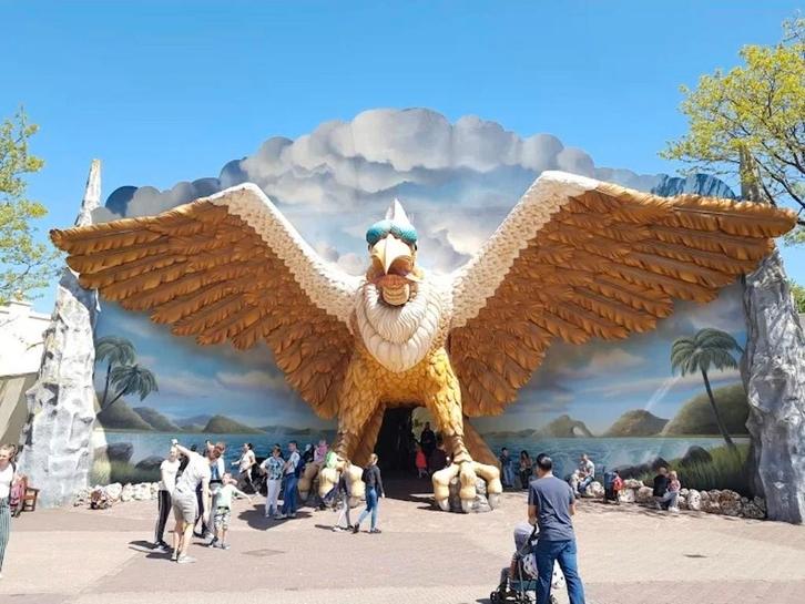 Efteling 17 januari 5kaartjes incl parkeren.Afspreken ingang, Tickets en Kaartjes, Recreatie | Pretparken en Attractieparken, Drie personen of meer