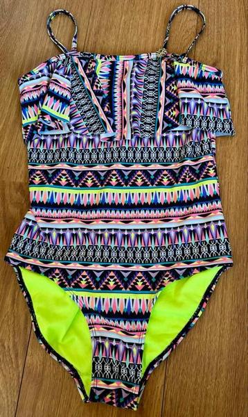 H&M badpak 146-152 beschikbaar voor biedingen
