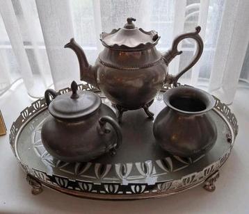 Antiek tin tinnen servies theepot koffiepot roomstel  beschikbaar voor biedingen