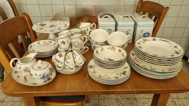 Servies Janneke Brinkman, Antiek en Kunst, Antiek | Servies compleet, Ophalen