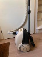 Bosch stofzuiger 2200 whatt, Witgoed en Apparatuur, Stofzuigers, Ophalen, Zo goed als nieuw